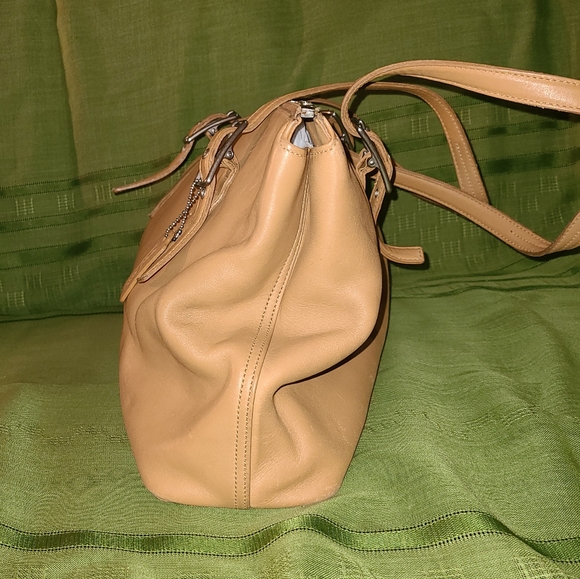 Coach Womens Tan Leather Inner Pockets Double Strap Hand Bag, No. A2D-9849 - Picture 2 of 7